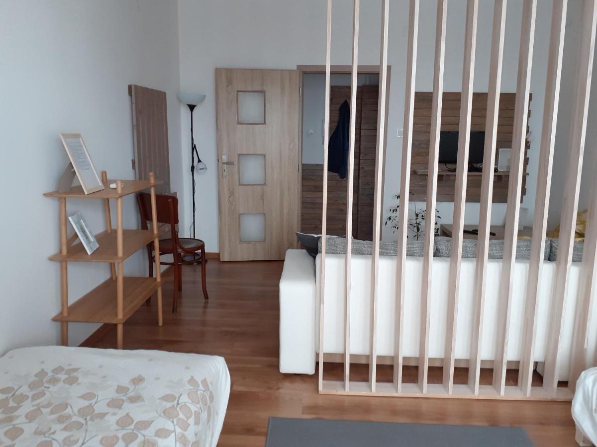 Deli Oldal Vendeghaz Appartement Eger Buitenkant foto