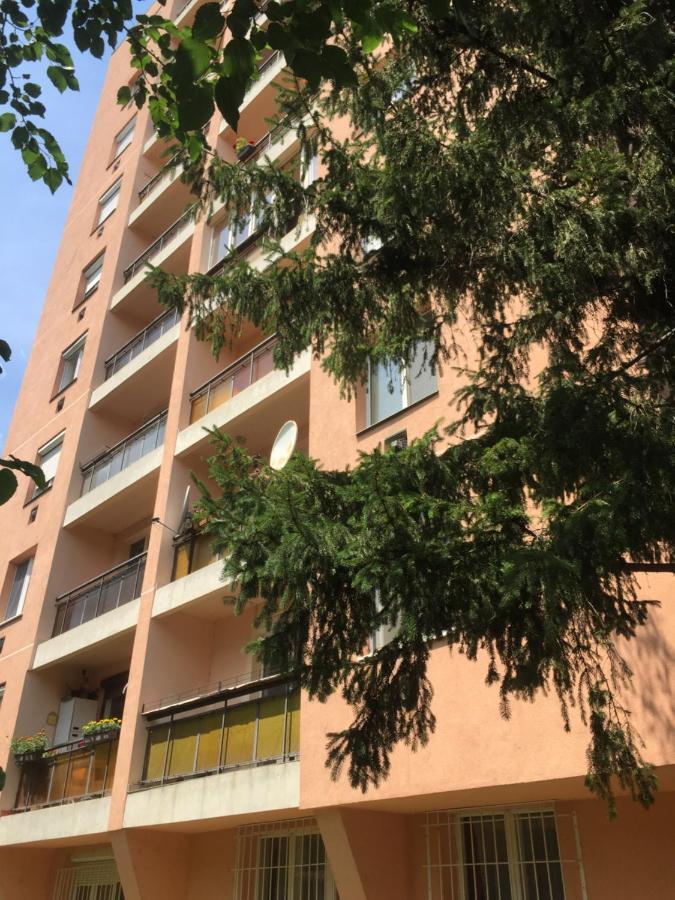Deli Oldal Vendeghaz Appartement Eger Buitenkant foto